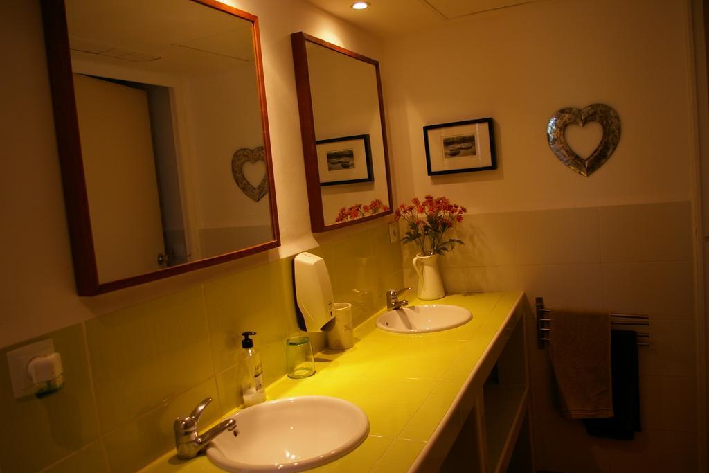 B&B Inés Sant Cugat del Vallès Exterior foto