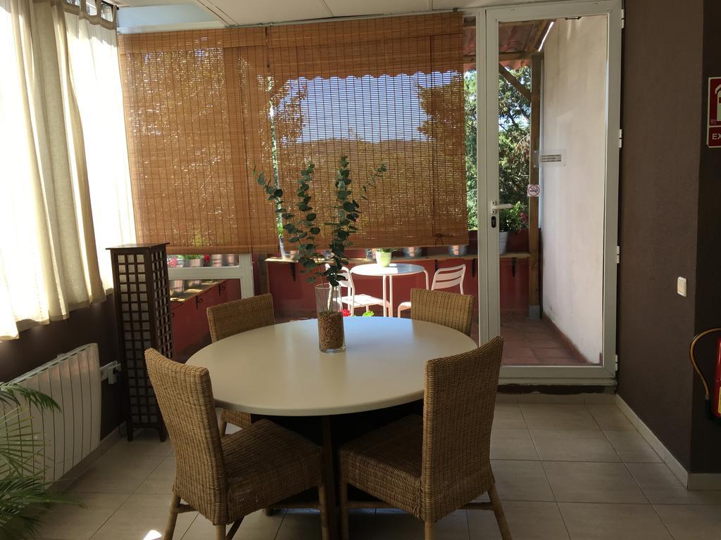 B&B Inés Sant Cugat del Vallès Exterior foto