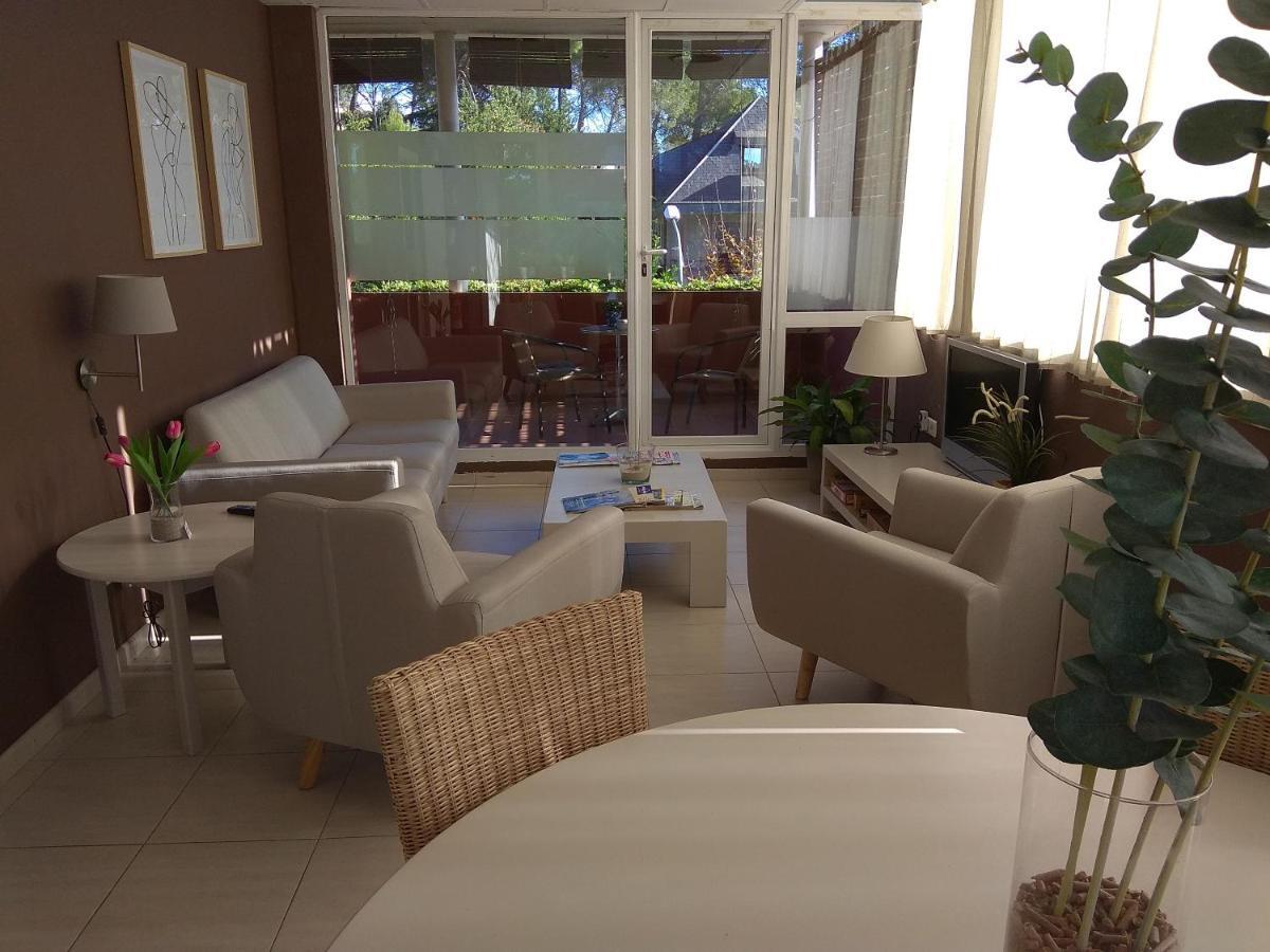 B&B Inés Sant Cugat del Vallès Exterior foto